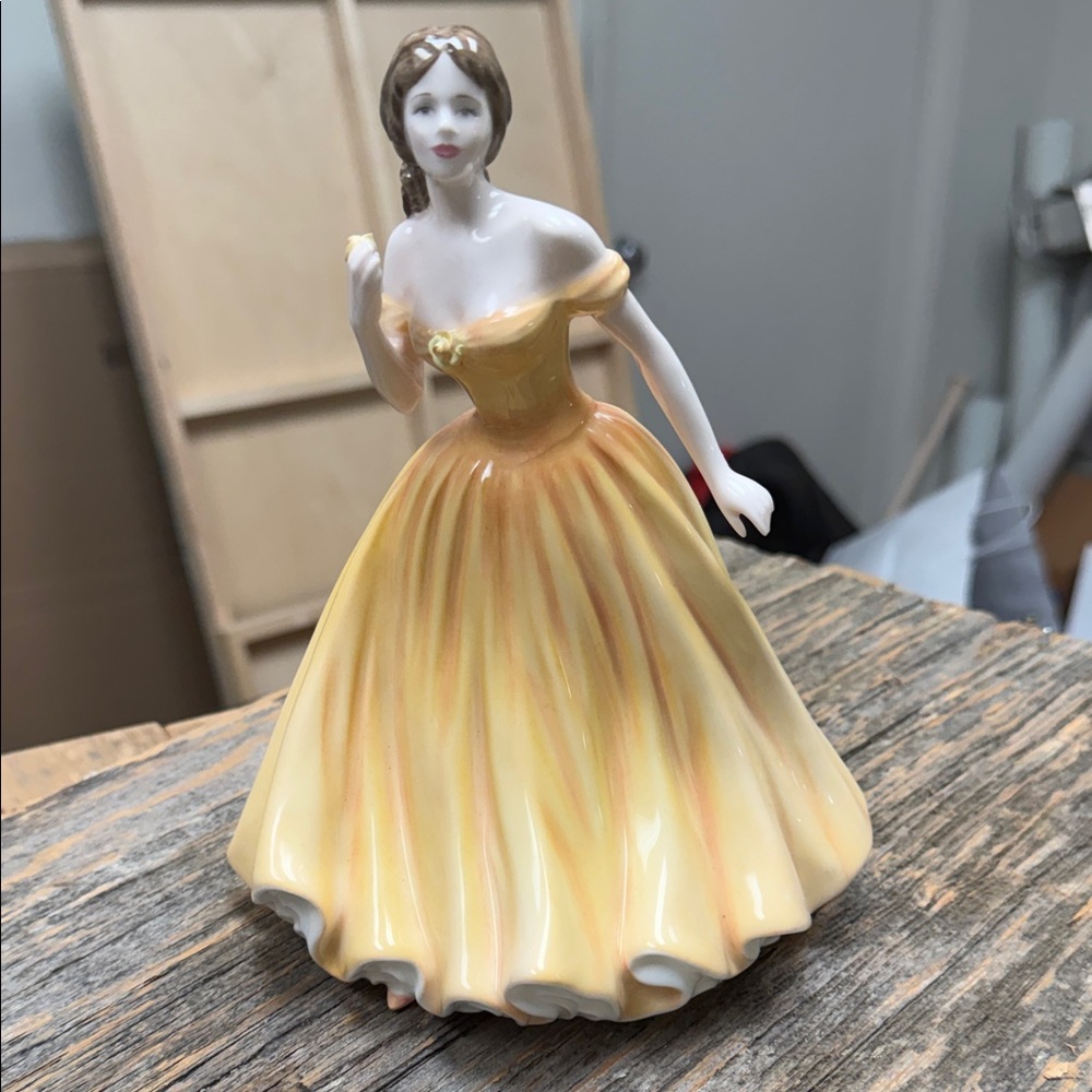 Royal Doulton Charming Porcelain Lady Figurine in Golden Dress